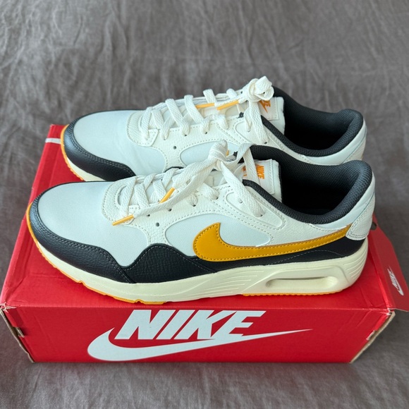 Nike Air Max SC ’Sail University Gold’ - Picture 5 of 13
